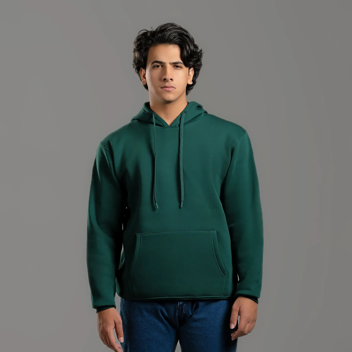 Unisex plain hoodie in green – cotton and polyester 300 GSM, ready for printing and embroidery – Jordanian Modern Textile