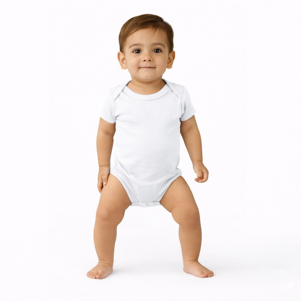 تبان بيبي سادة نص كم لون أبيض