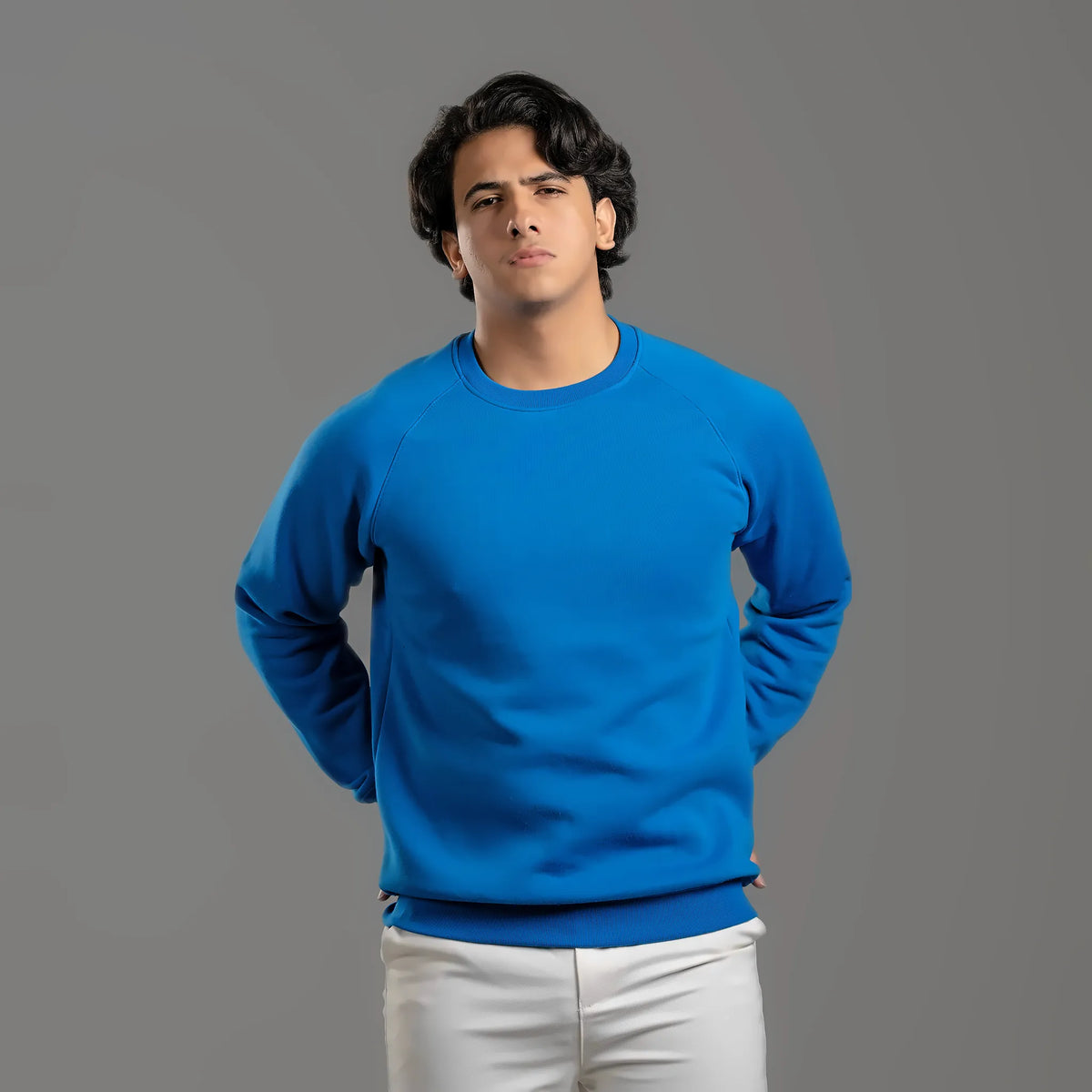 Plain sweatshirt in blue – unisex plain sweatshirt, cotton and polyester – Jordanian Modern Textile